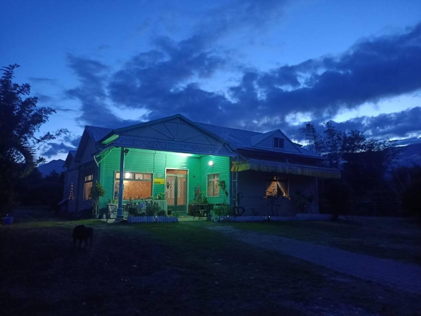 十畝田山莊會館 Hotel Chishang Exterior foto