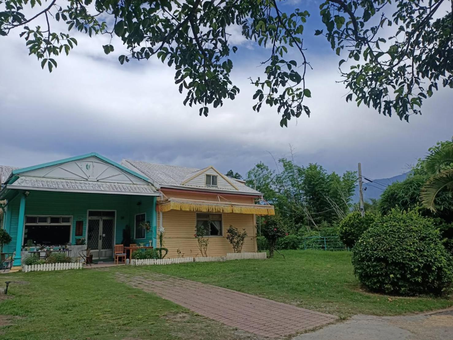 十畝田山莊會館 Hotel Chishang Exterior foto